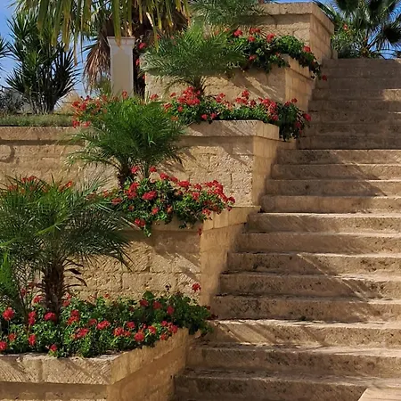 וילה Brikinnia *