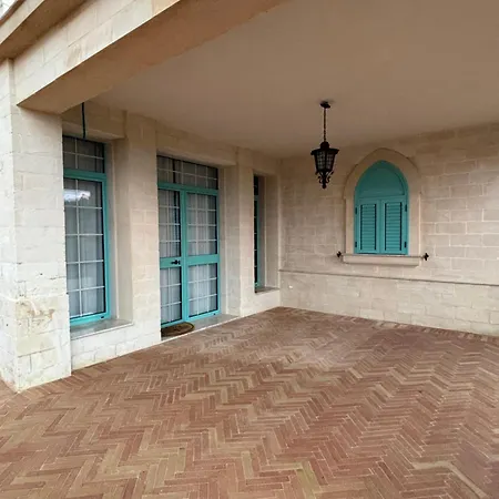 וילה Brikinnia *