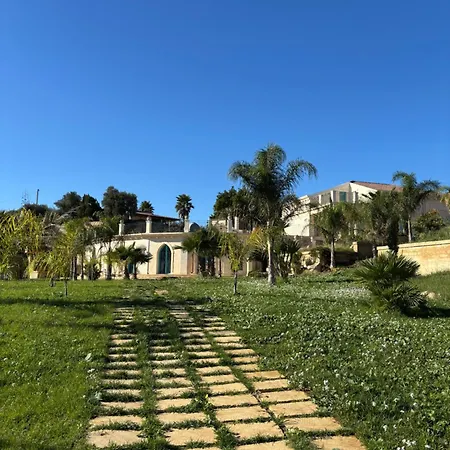 וילה Brikinnia *