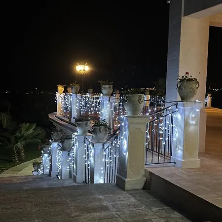 Villa Brikinnia
